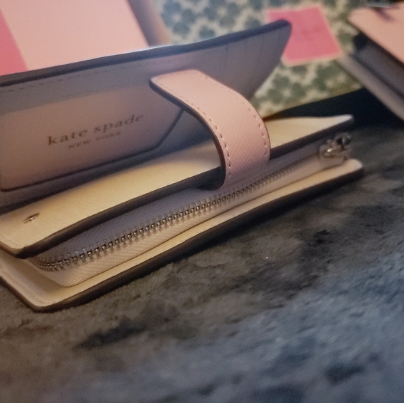 Kate Spade Compact Wallet - Picture 3 of 3